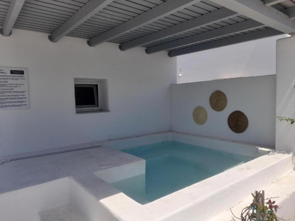 Sea Paradise Villas - Seaside & Private Jacuzzi Ia Exterior foto