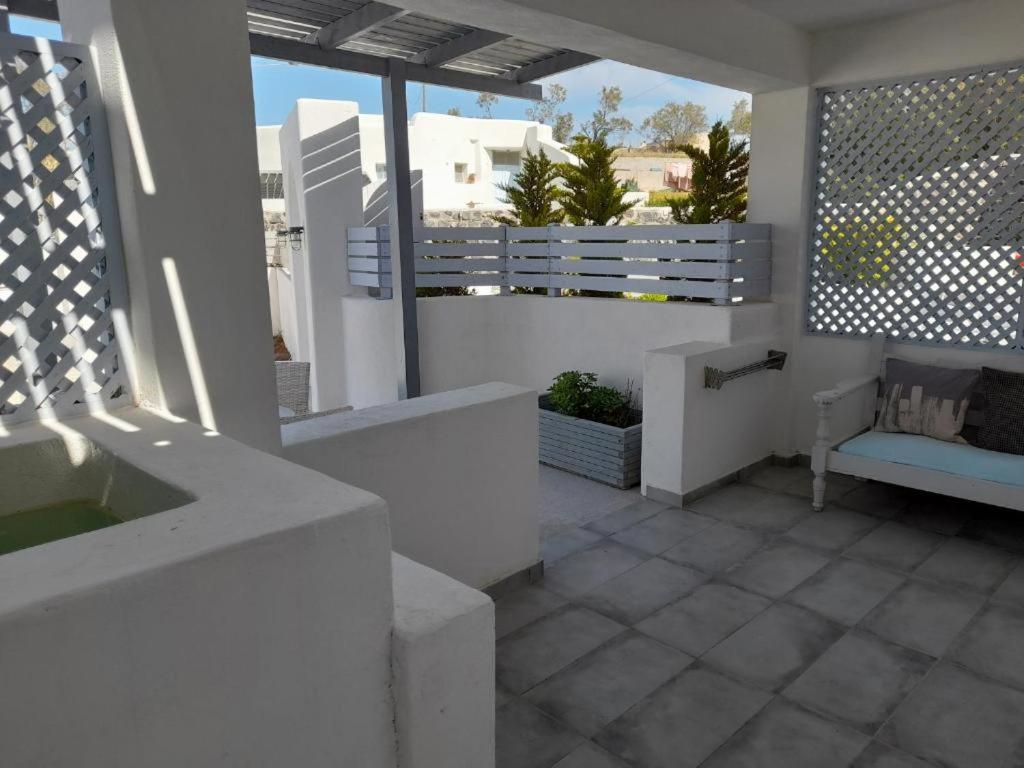 Sea Paradise Villas - Seaside & Private Jacuzzi Ia Exterior foto